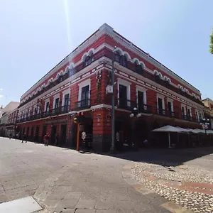 Collection O Del Portal, Hotel